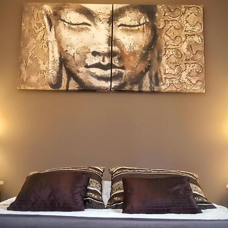 Le Bonnet De Nuit Bed & Breakfast Chalmoux Exterior photo