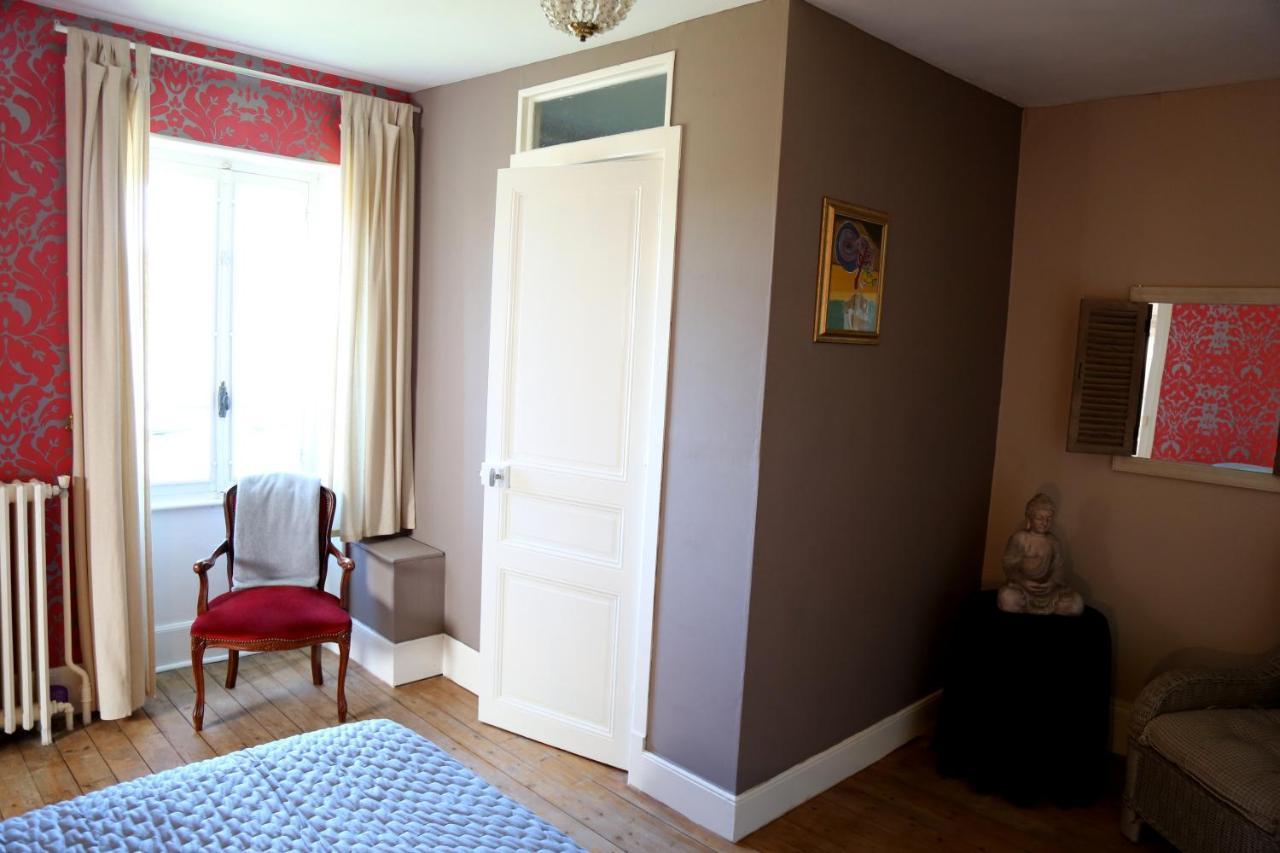 Le Bonnet De Nuit Bed & Breakfast Chalmoux Exterior photo